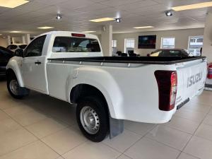 Isuzu D-Max Gen 6 250c single cab Fleetside - Image 9
