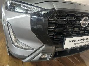 Nissan Magnite 1.0 Turbo Acenta Kuro auto - Image 4