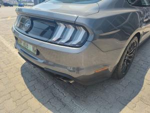 Ford Mustang 5.0 GT fastback - Image 6