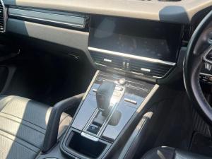 Porsche Cayenne S coupe - Image 11