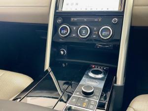 Land Rover Discovery HSE Td6 - Image 13