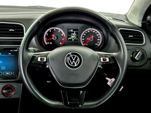 Volkswagen Polo Vivo hatch 1.6 Style - Image 12