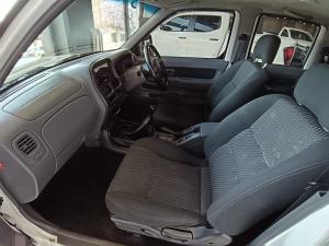 Nissan NP300 Hardbody 2.5TDi double cab Hi-rider - Image 10