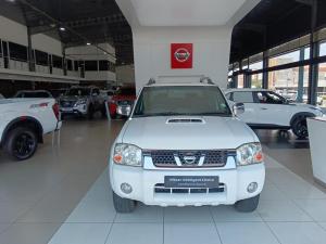 Nissan NP300 Hardbody 2.5TDi double cab Hi-rider - Image 2