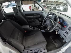 Nissan NP300 Hardbody 2.5TDi double cab Hi-rider - Image 8