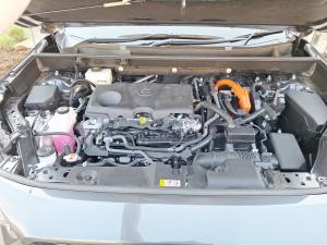 Toyota RAV4 2.5 Hybrid GX-R E-Four - Image 11