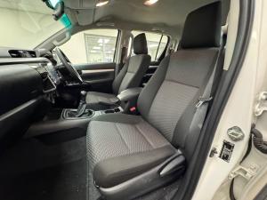 Toyota Hilux 2.4GD-6 double cab 4x4 Raider auto - Image 7