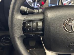 Toyota Hilux 2.4GD-6 double cab 4x4 Raider auto - Image 9