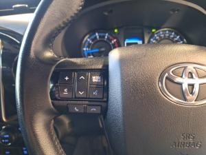 Toyota Hilux 2.8GD-6 double cab Legend manual - Image 9
