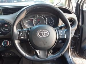 Toyota Yaris 1.0 Pulse - Image 8