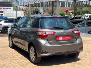 Toyota Yaris 1.0 Pulse - Image 10