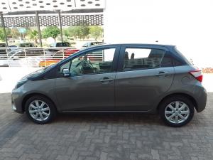 Toyota Yaris 1.0 Pulse - Image 11