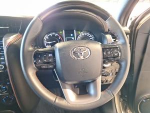 Toyota Fortuner 2.8GD-6 4x4 VX - Image 8