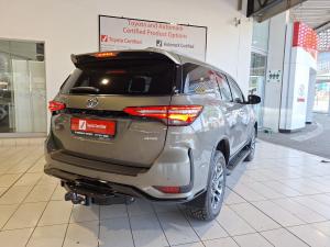 Toyota Fortuner 2.8GD-6 4x4 VX - Image 2