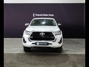 Toyota Hilux 2.8GD-6 double cab 4x4 Raider auto - Image 4