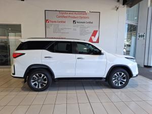 Toyota Fortuner 2.4GD-6 4x4 - Image 3