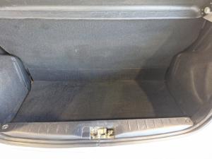 Toyota Etios hatch 1.5 Sprint - Image 11