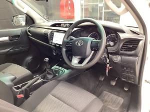 Toyota Hilux 2.4GD-6 SRX - Image 6
