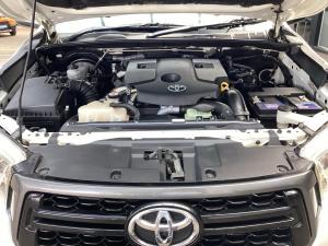 Toyota Hilux 2.4GD-6 SRX - Image 15