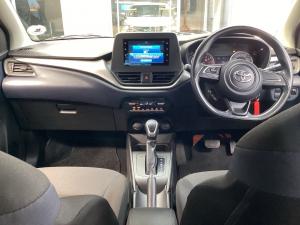 Toyota Starlet 1.5 XS auto - Image 6