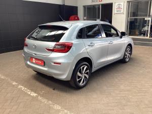 Toyota Starlet 1.5 XS auto - Image 2