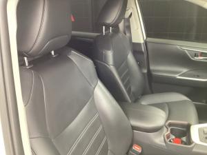 Toyota RAV4 2.0 VX - Image 16