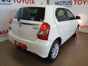 Toyota Etios hatch 1.5 Sprint - Image 2
