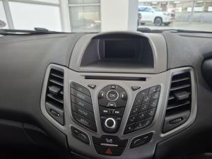 Ford Fiesta 1.0 Ecoboost Trend Powershift 5-Door - Image 11