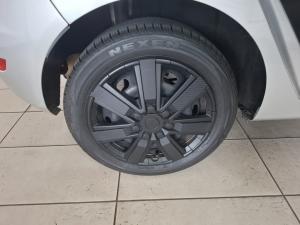 Ford Fiesta 1.0 Ecoboost Trend Powershift 5-Door - Image 14