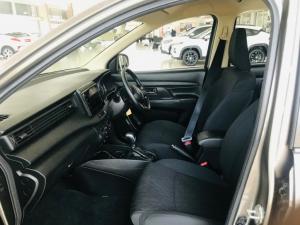Suzuki Ertiga 1.5 GL automatic - Image 7