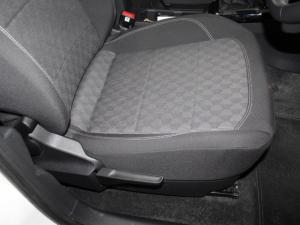 Volkswagen Polo 1.6 - Image 17