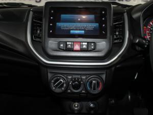 Toyota Vitz 1.0 XR AMT - Image 11