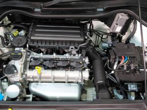 Volkswagen Polo Vivo 1.6 Style - Image 17