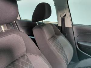 Volkswagen Polo Vivo 1.6 Style - Image 7
