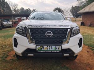 Nissan Navara 2.5DDTI LE/LE Plus automatic D/C - Image 4