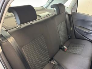 Volkswagen Polo Vivo 1.4 - Image 9