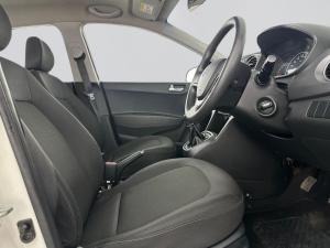 Hyundai Grand i10 1.25 Fluid - Image 17