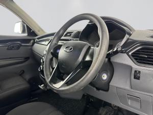 Mahindra KUV 100 1.2 K2+ NXT - Image 8