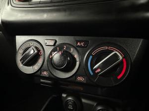 Suzuki Swift 1.2 GL AMT - Image 9