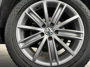 Volkswagen Tiguan 2.0 TSI TRACK-FIELD 4MOT TIP - Image 10
