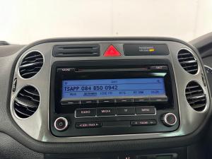 Volkswagen Tiguan 2.0 TSI TRACK-FIELD 4MOT TIP - Image 6