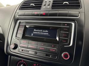 Volkswagen Polo Vivo 1.4 Comfortline - Image 8