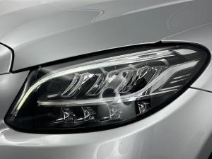 Mercedes-Benz C180 automatic - Image 4