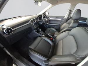 MG ZS 1.5 Luxury automatic - Image 3