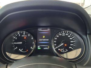 Nissan X Trail 2.5 Acenta 4X4 CVT - Image 13