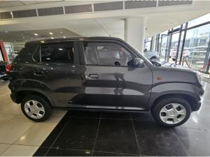 Suzuki S-Presso 1.0 GL manual - Image 3