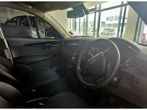 Mahindra KUV100 Nxt 1.2 G80 K2+ #DARE - Image 5