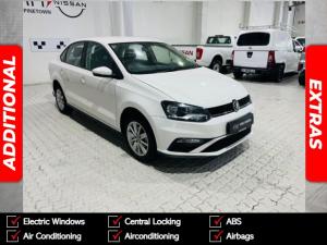 Volkswagen Polo sedan 1.6 Comfortline auto - Image 1