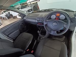 Nissan NP200 1.6i safety pack (aircon) - Image 11