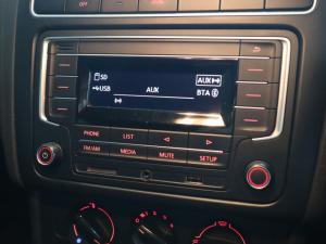 Volkswagen Polo Vivo hatch 1.4 Trendline - Image 14